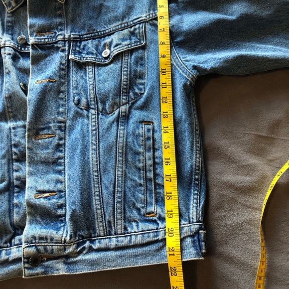 Vintage Denim Jacket - Picture 6 of 10